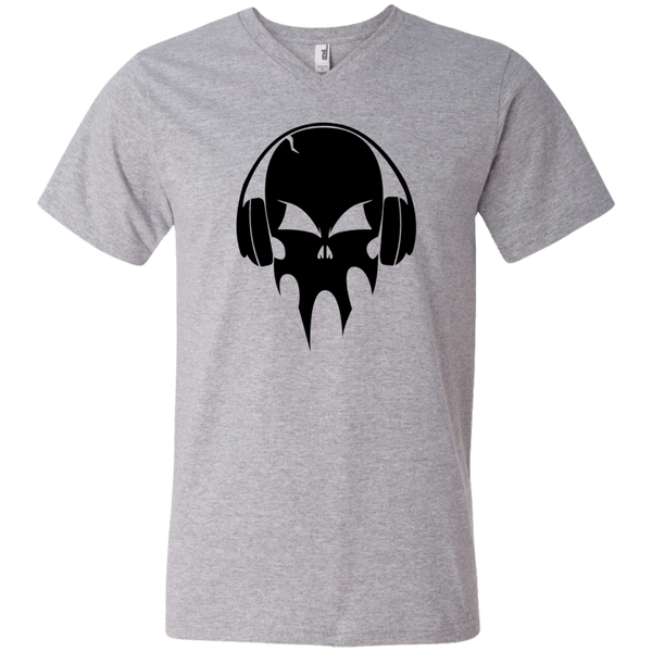 skull with headphones - black halloween T-Shirt
