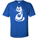 white innocent cat t- T-Shirt