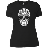 skull ornamental halloween T-Shirt